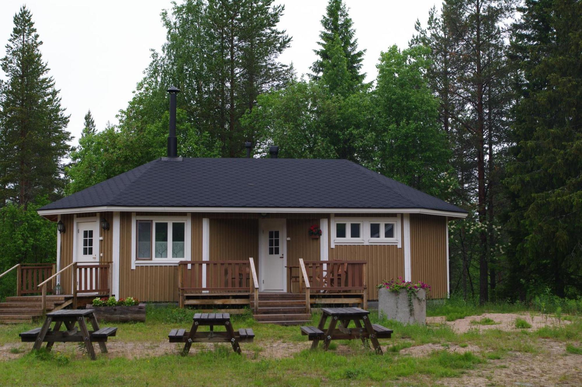 Aneen Loma Vacation And Cottages 포시오 외부 사진