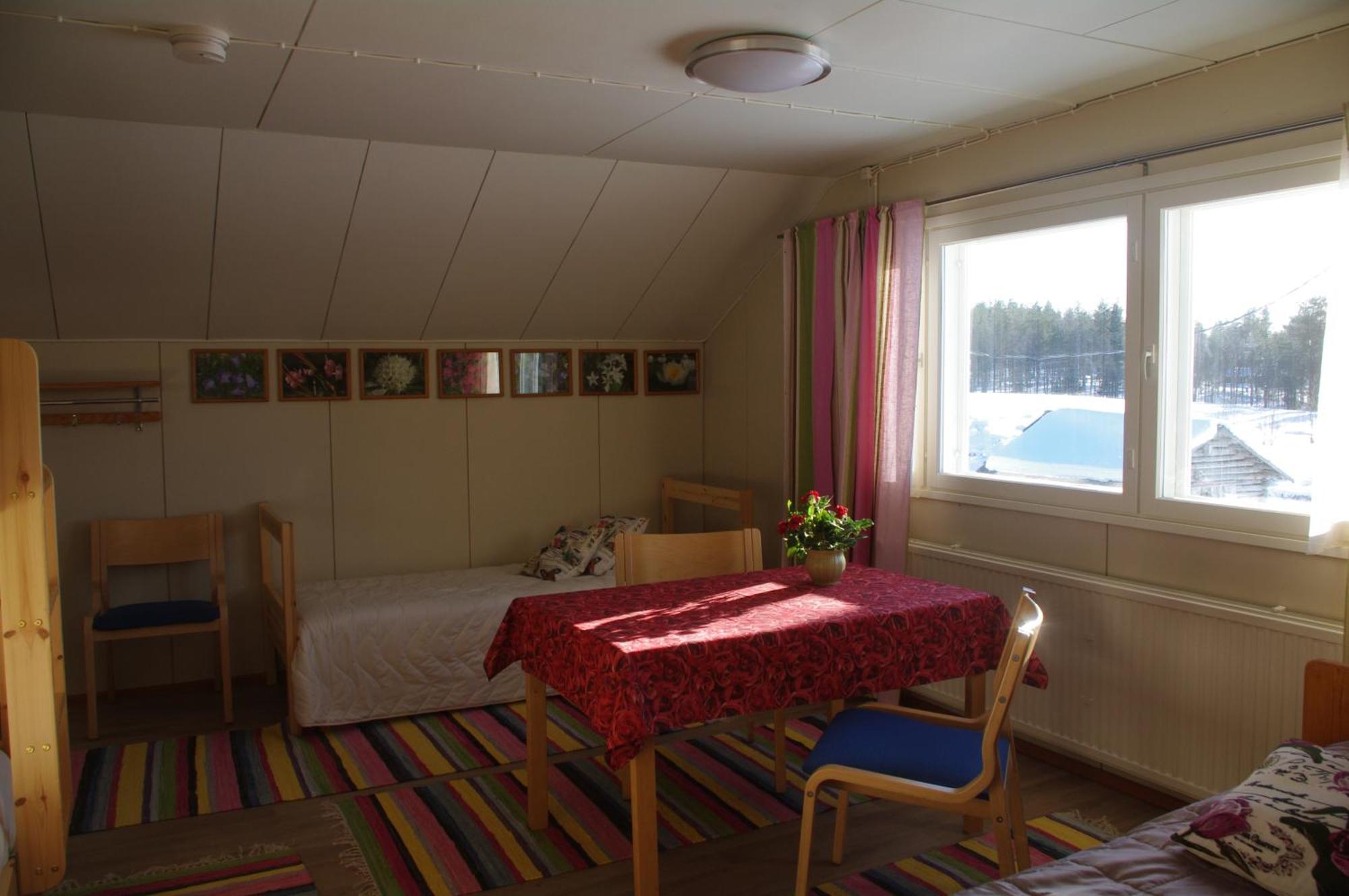 Aneen Loma Vacation And Cottages 포시오 객실 사진