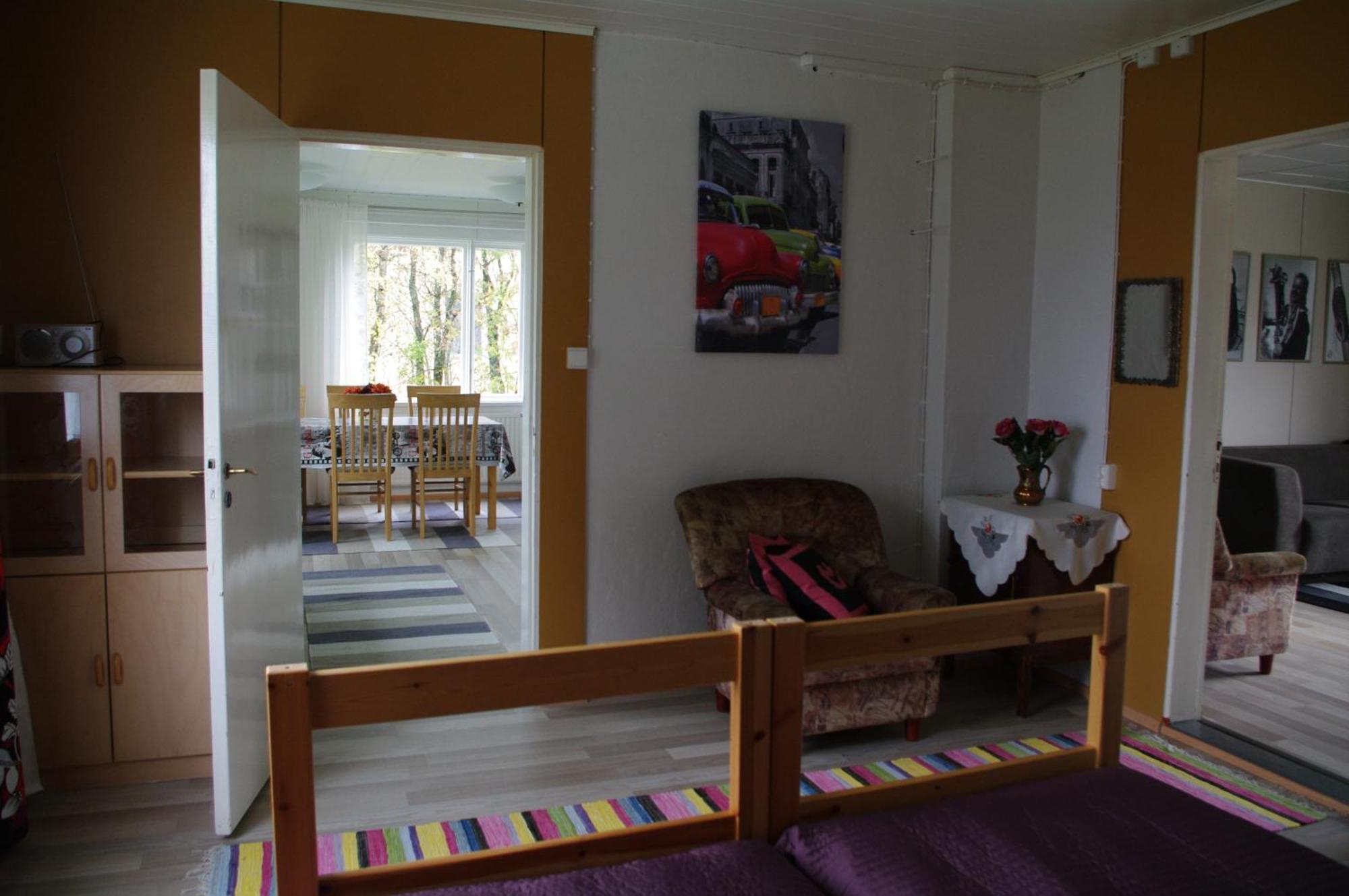Aneen Loma Vacation And Cottages 포시오 객실 사진